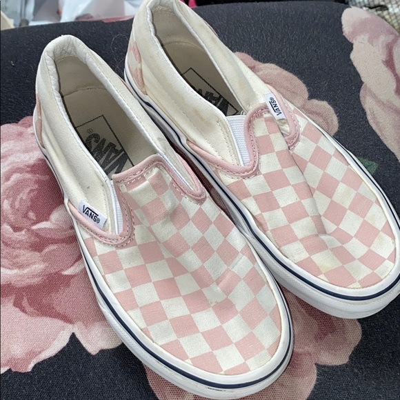 pink white checkered vans